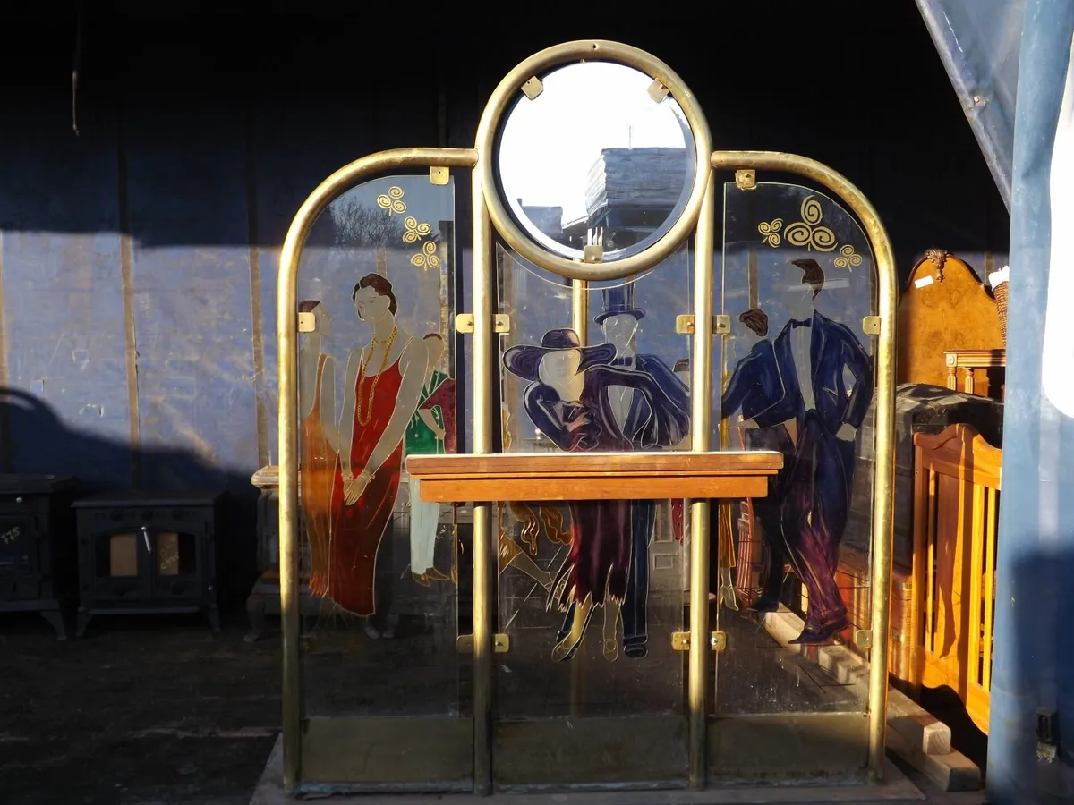 Brass and stained glass screens - Image 3