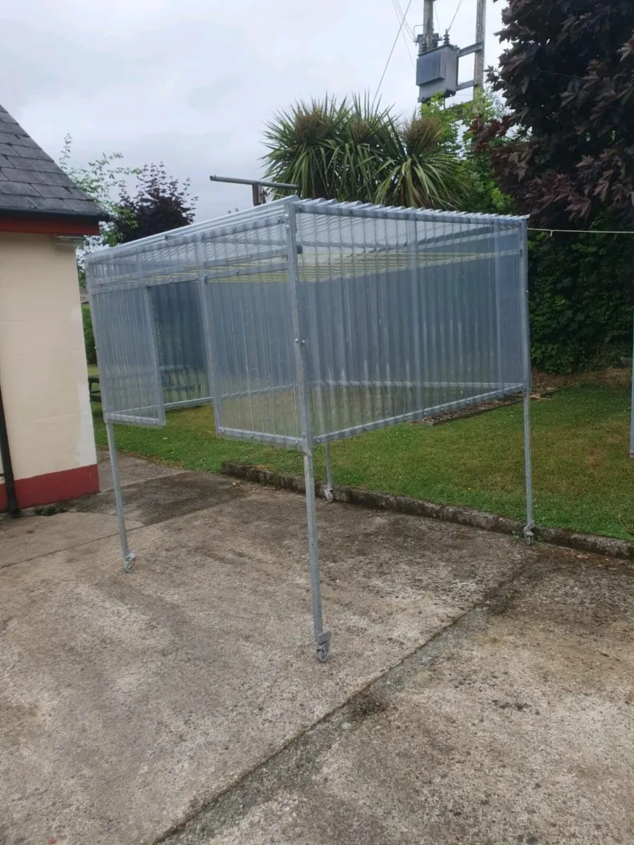 Mobile clothes lines - Image 4