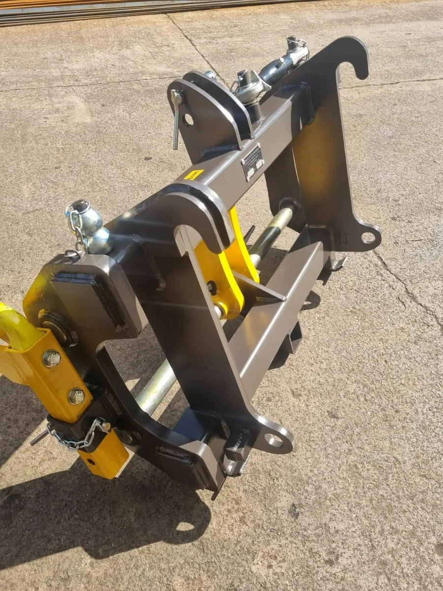 3 Point Linkage Adaptor Bracket (Interchanger) - Image 3