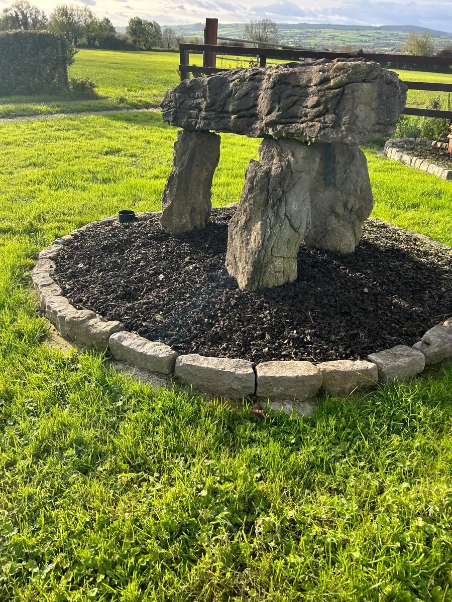 Tidy Towns Old York 6” Brown Stone Kerbs - Image 1