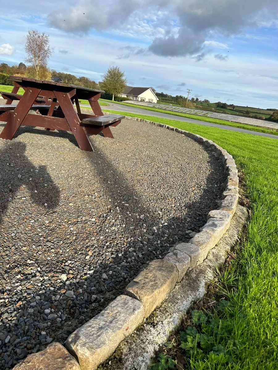 Tidy Towns Old York 6” Brown Stone Kerbs - Image 4