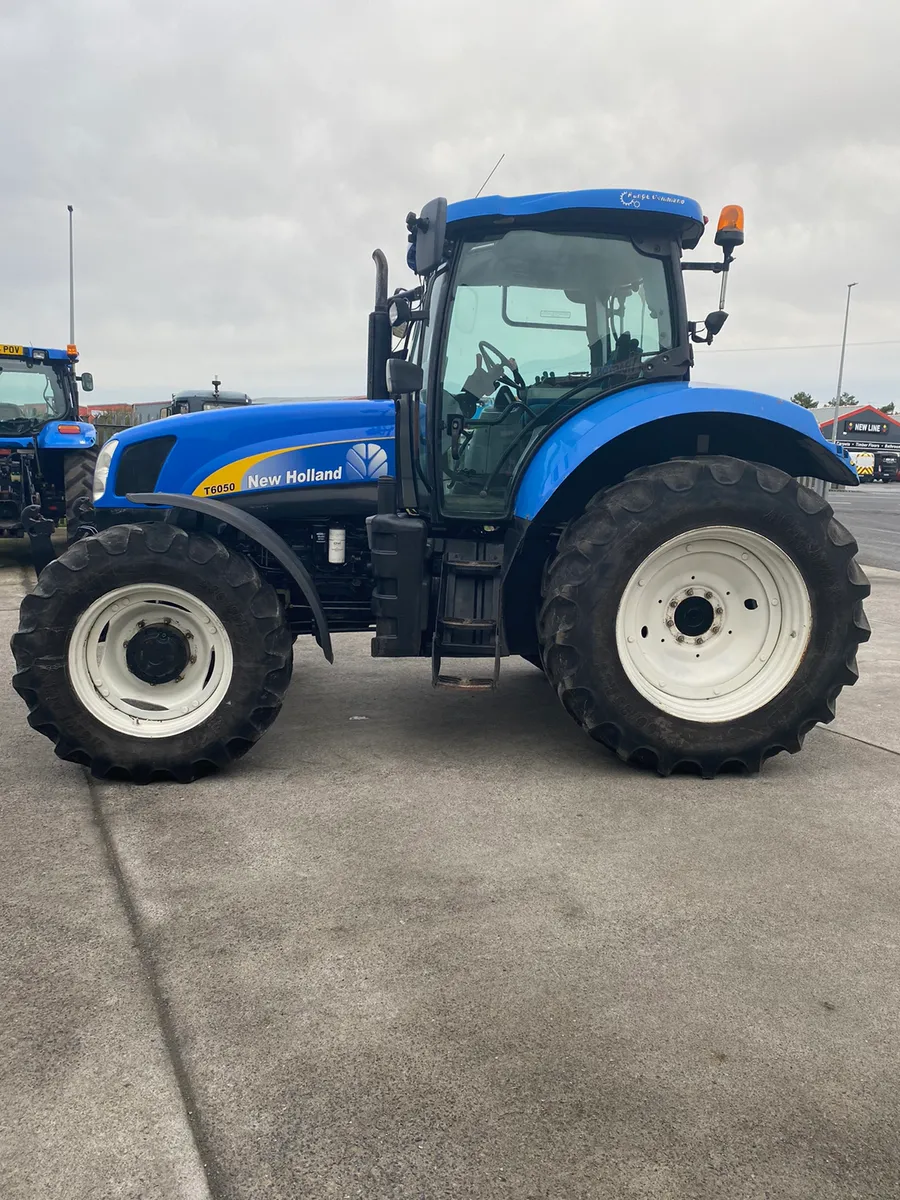 New Holland T6050 - Image 4