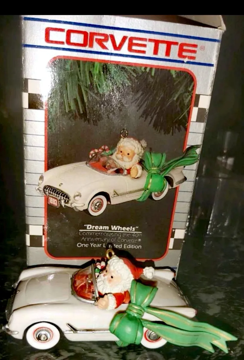 Rare special edition Corvette with Santa - Image 1