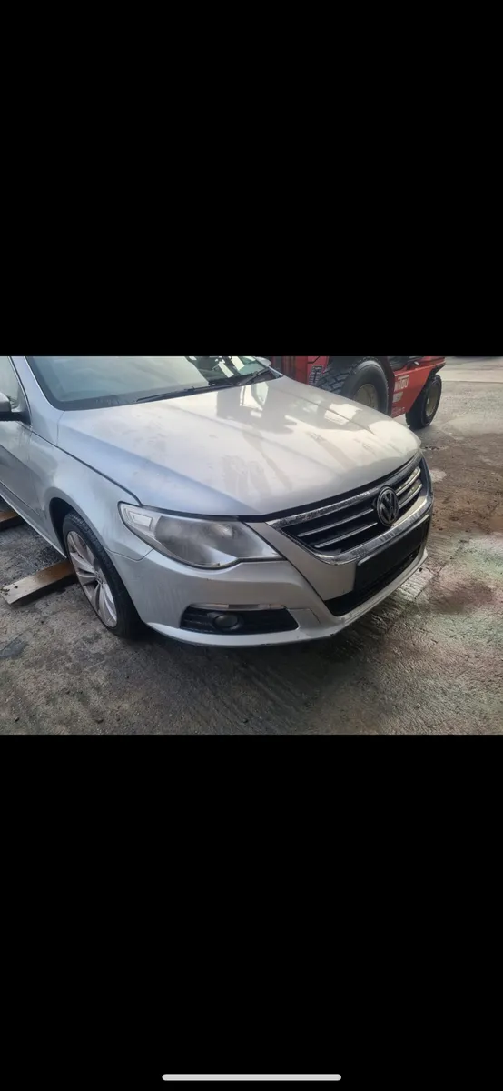 2009 Passat cc full front for sale €1200 - Image 1