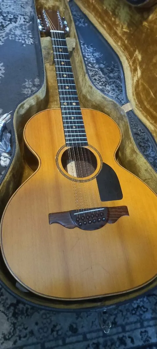 Custom handmade Jumbo  Acoustic -trades considered - Image 3