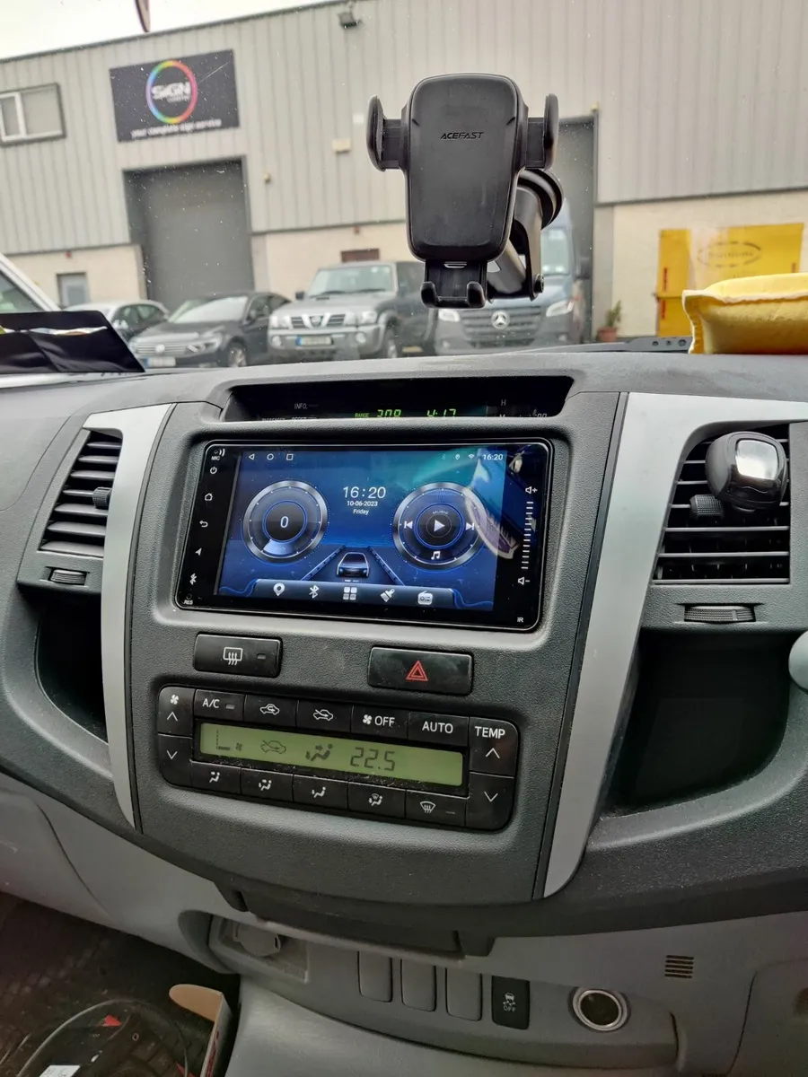 Toyota Hilux android radio carplay - Image 3