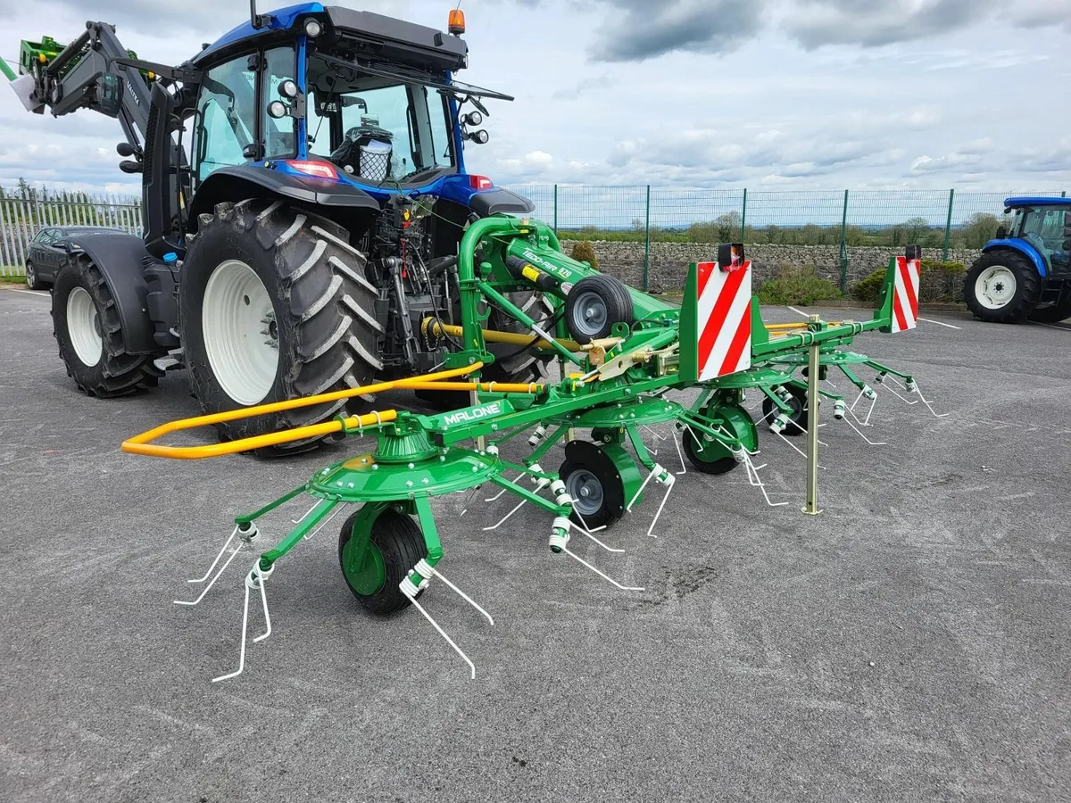 Malone 4 Rotor Tedders - - Image 1