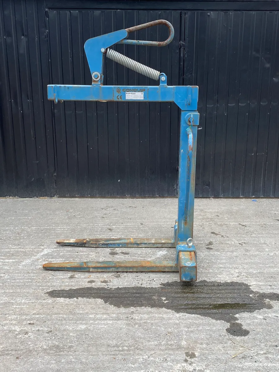 Choice of 2 Conquip Crane Forks - Image 2