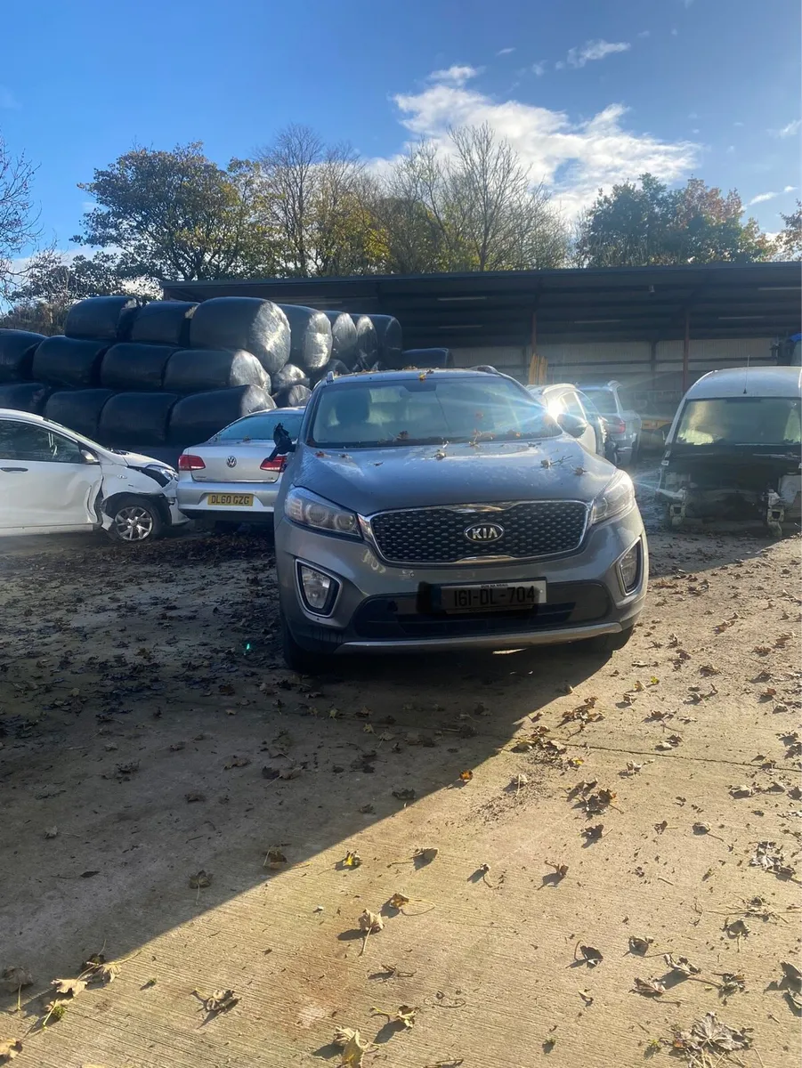 For breaking Kia sorento - Image 1
