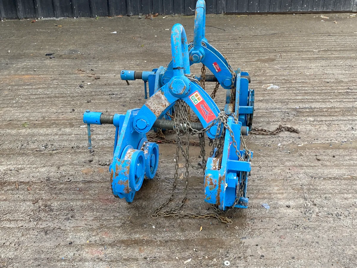 Choice of Two Girder Trolleys - Image 2