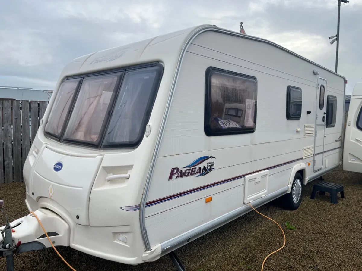 2006 BAILEY PAGEANT PROVENCE SERIES 5 5 BERTH!!!!! - Image 1