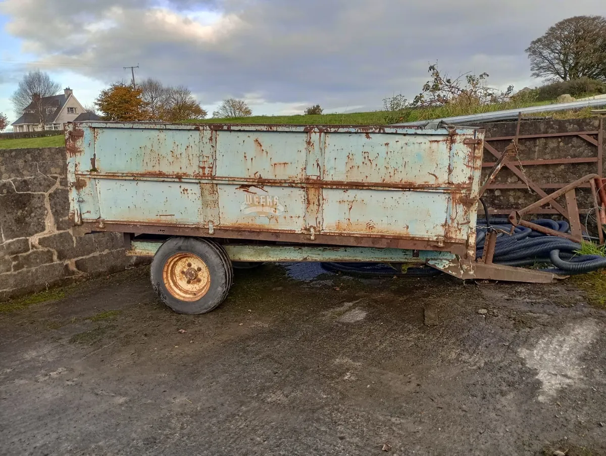 Tipping trailer Weeks c/w grain sides - Image 1