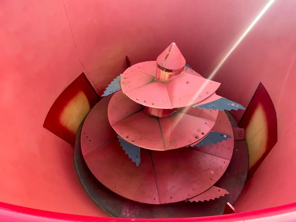 Strautmann 1401 Diet Feeder - Image 4