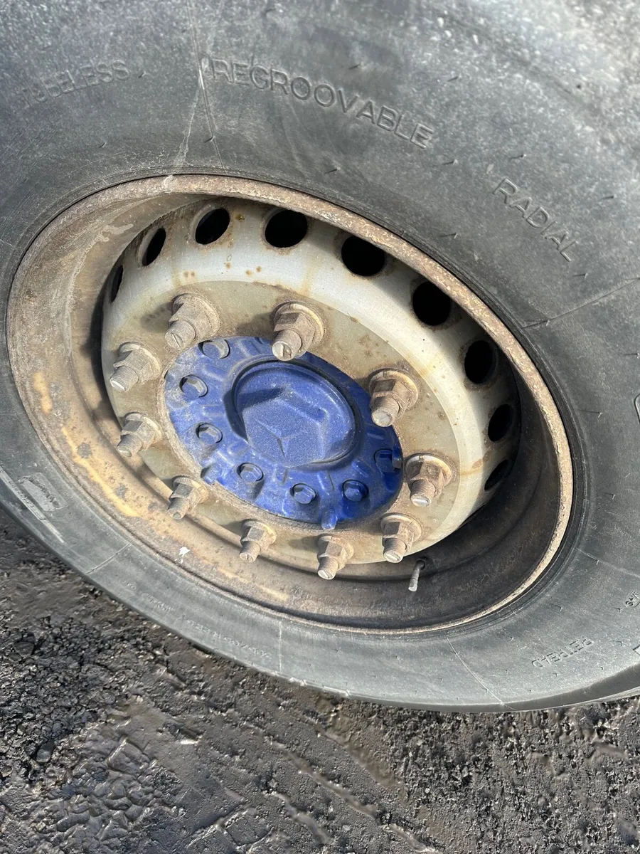 Mercedes axels - Image 1