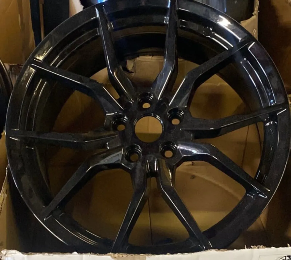 18” rs focus gloss black 5x108