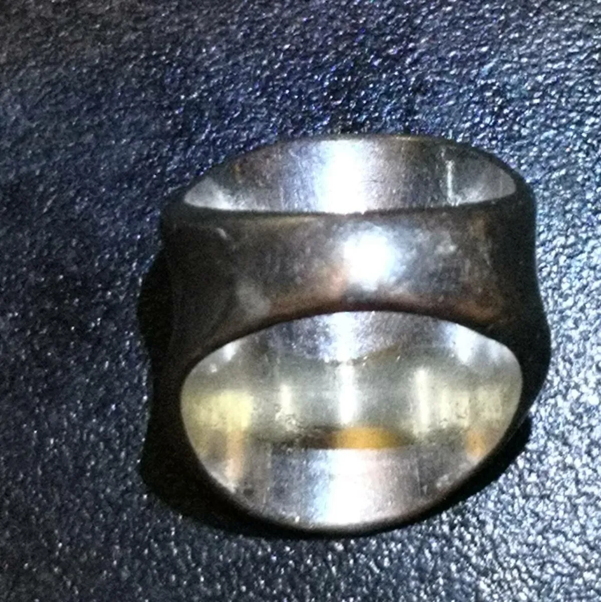 Handmade heavy silver ring - Image 2