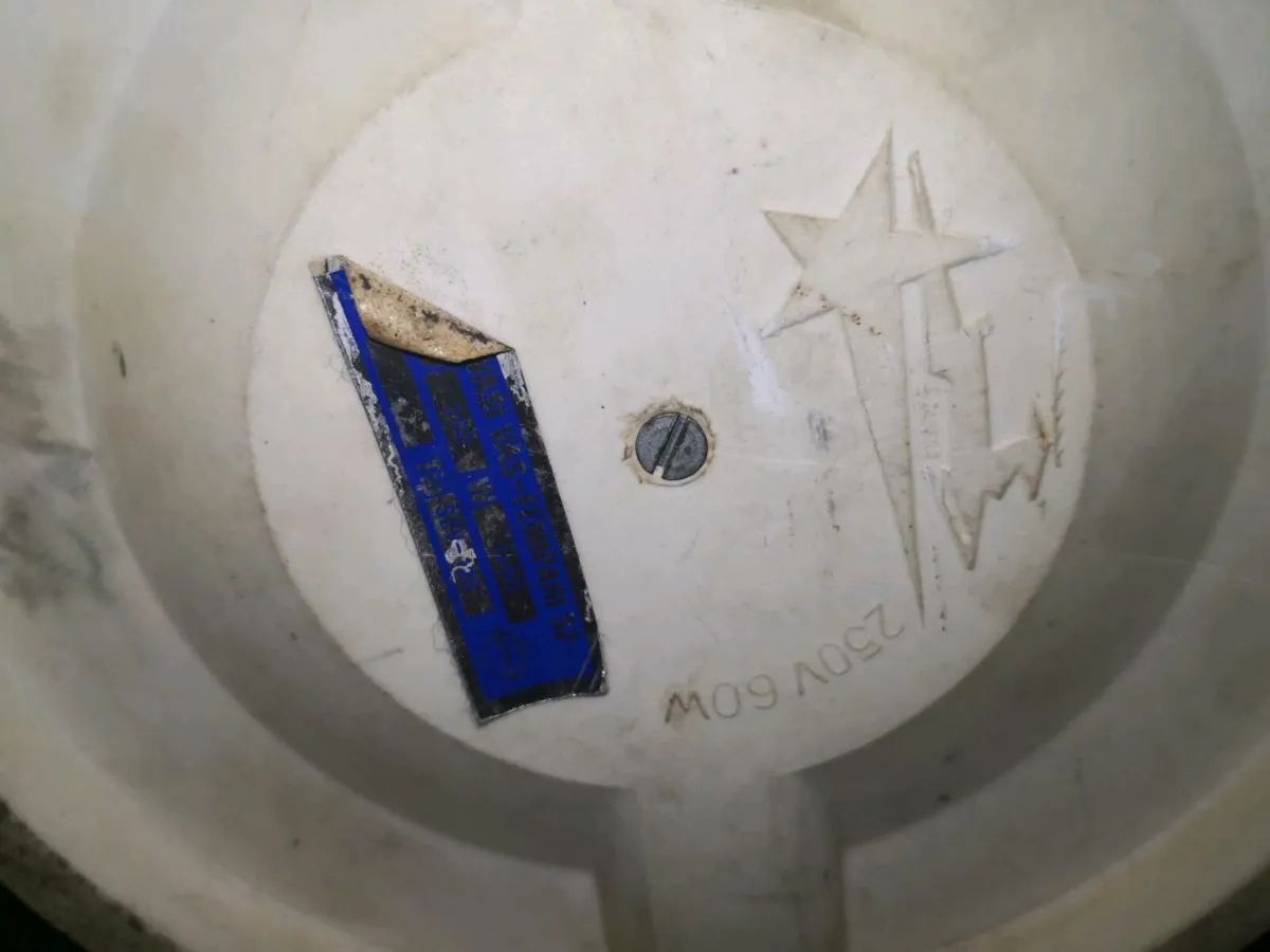 Retro discontinued heavy metal lamp - Image 3