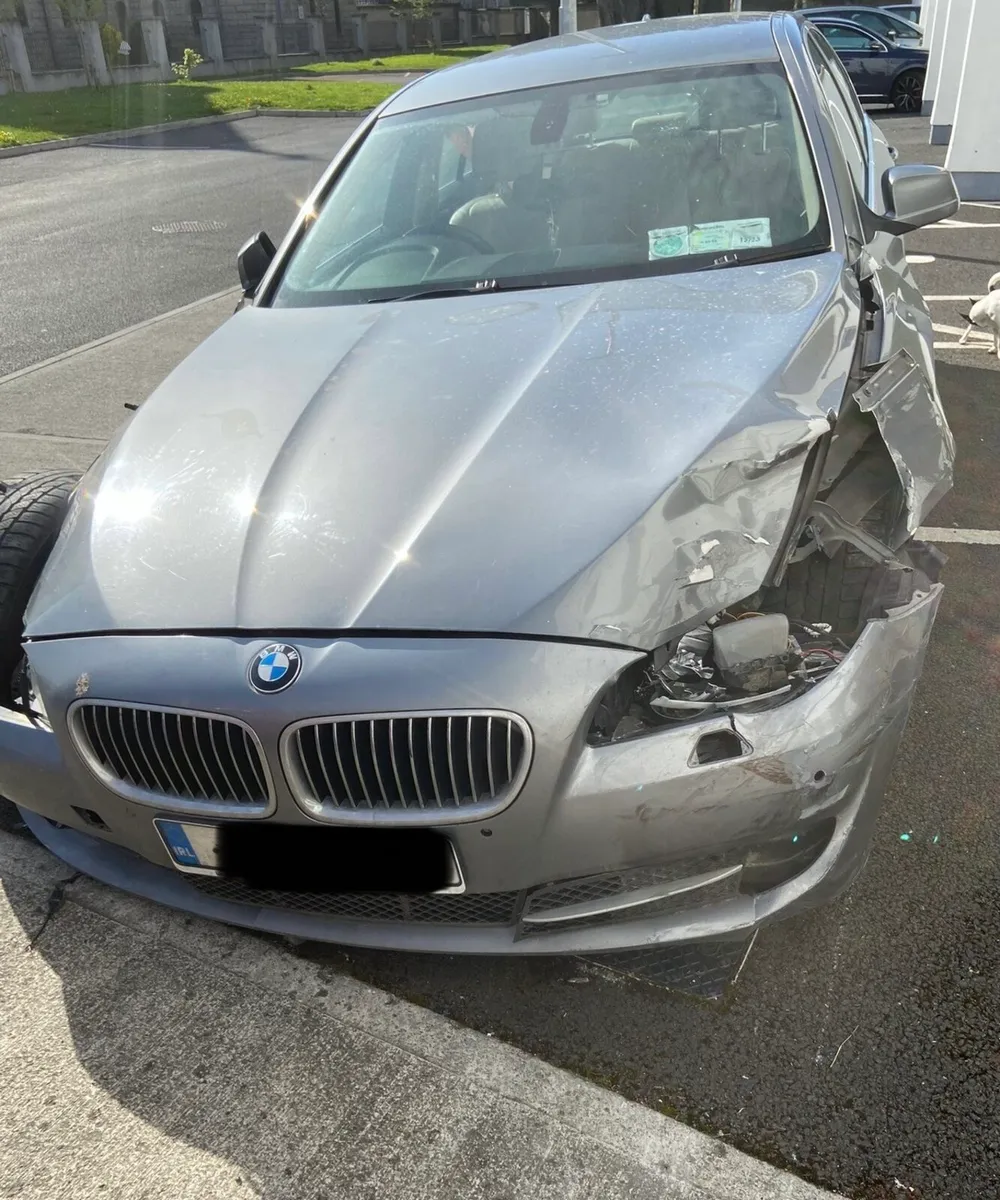 breaking bmw 525d f10 2011 a52 automatic - Image 1