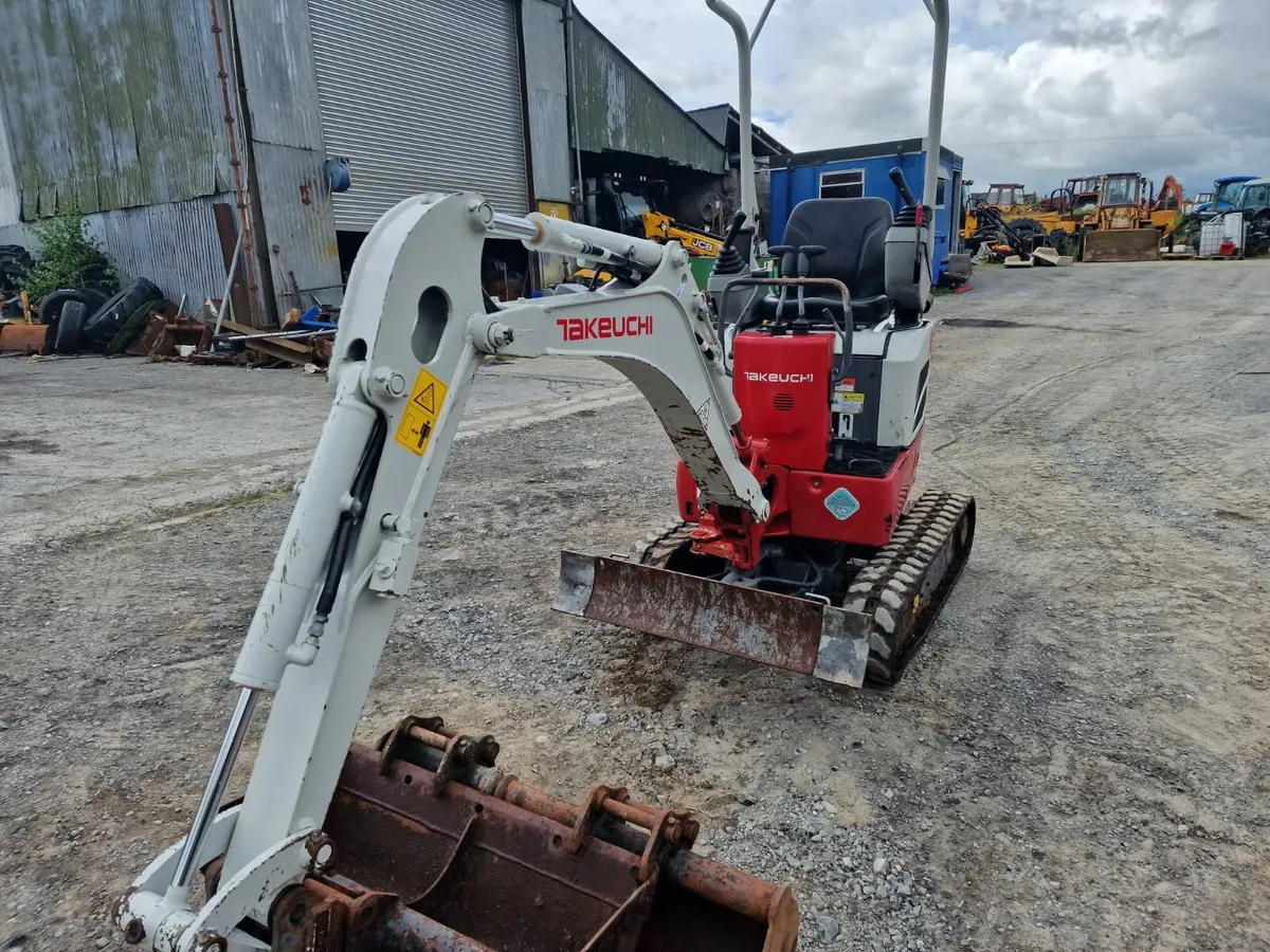Takeuchi  tb 210 R - Image 2