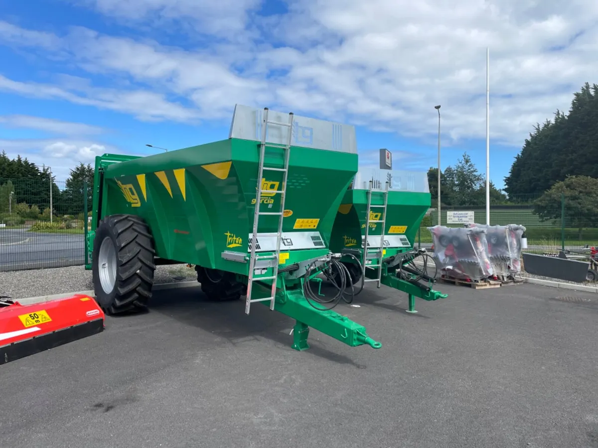 New Garcia manure spreaders in stock - Image 2