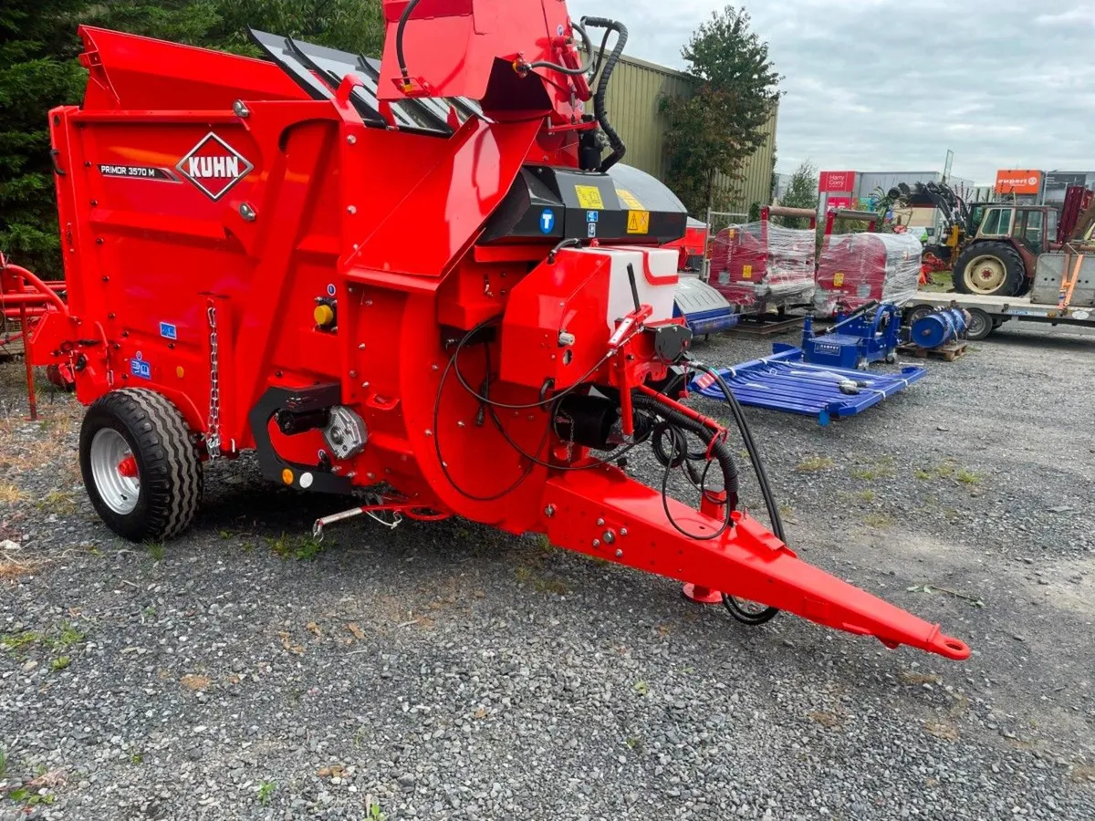 Kuhn Primor 3570M Strawblower / Strawchopper - Image 1