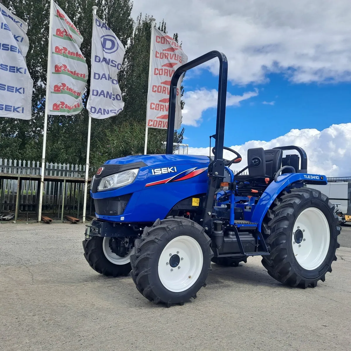 Iseki TLE3410 Compact Tractor - Image 1