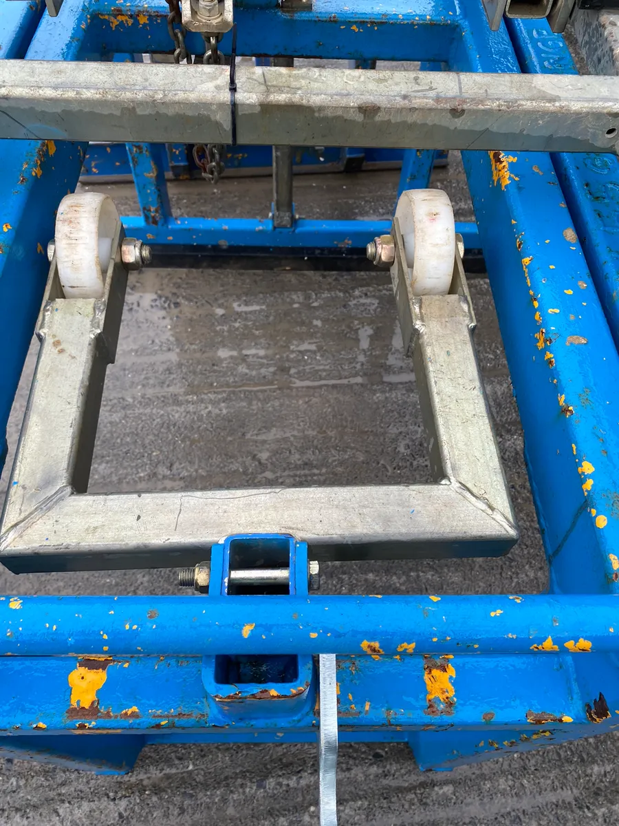 2 Probst Block Grabs - Image 3