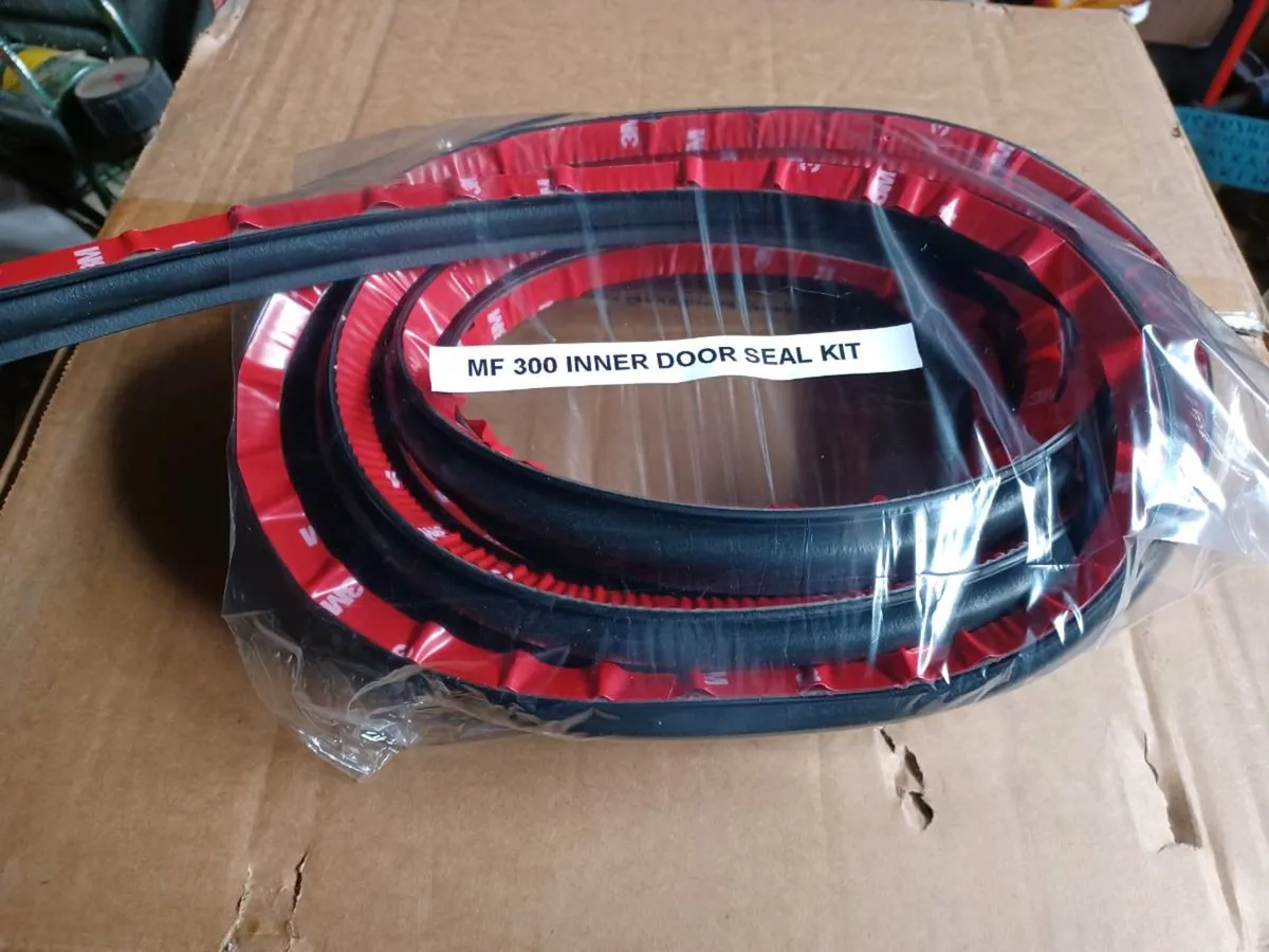 Tractor glass - Image 4