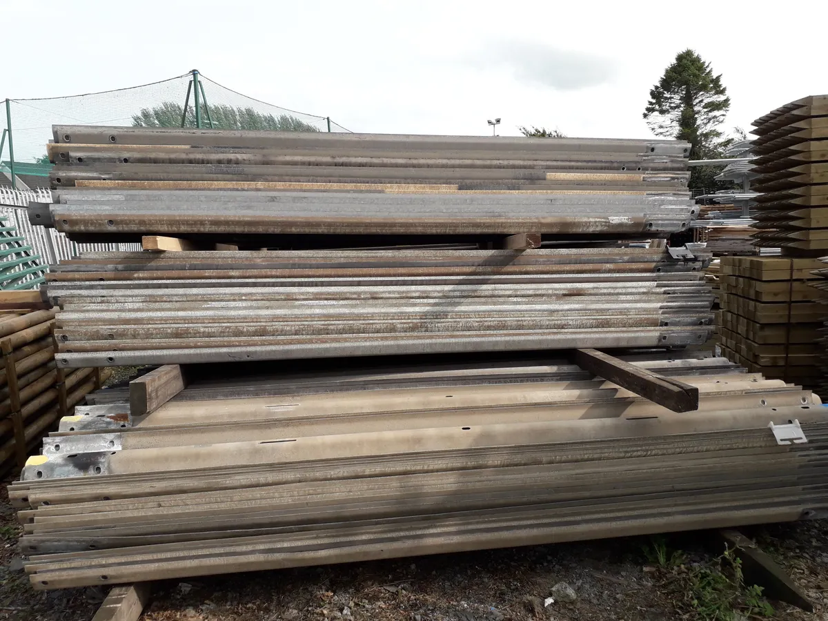 Crash barriers - Image 1