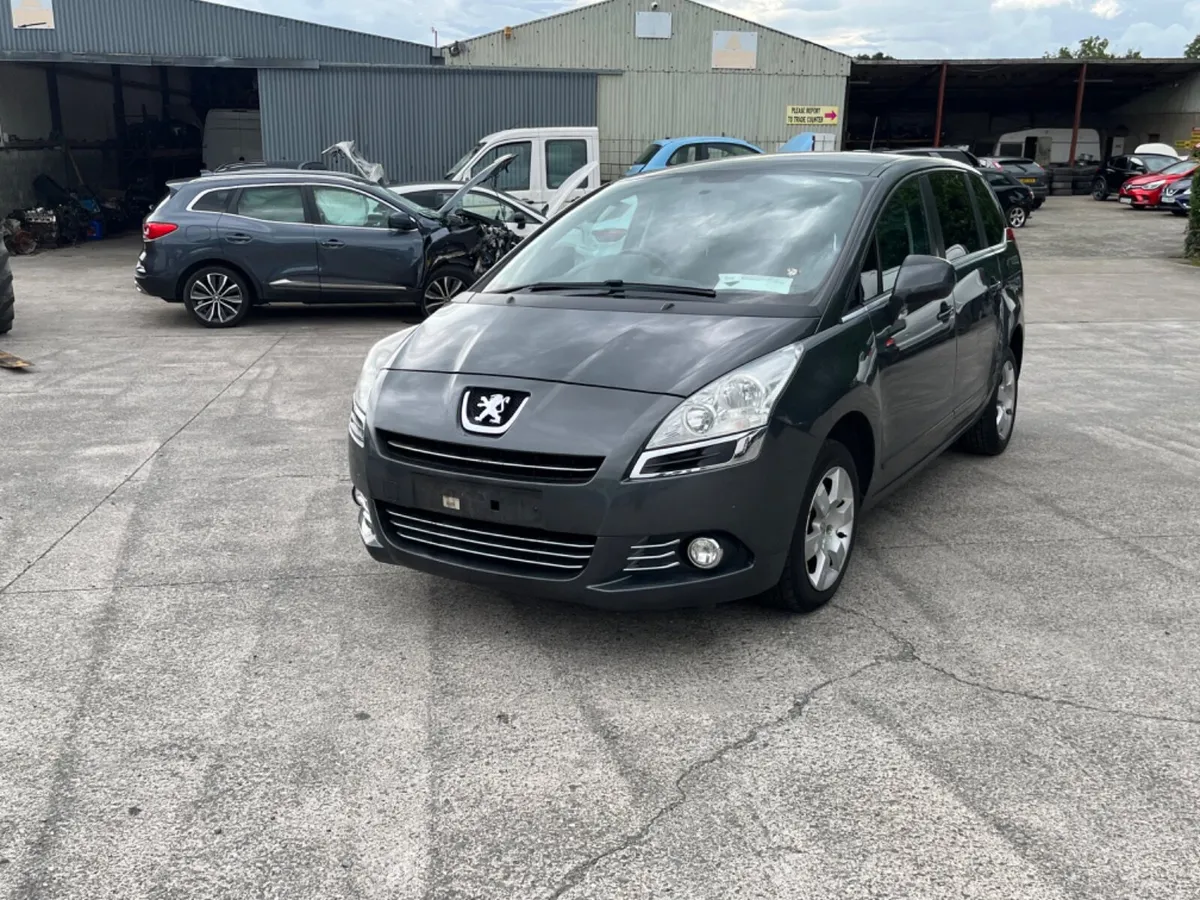 2011 Peugeot 5008 1.6 HDI sport - Image 3