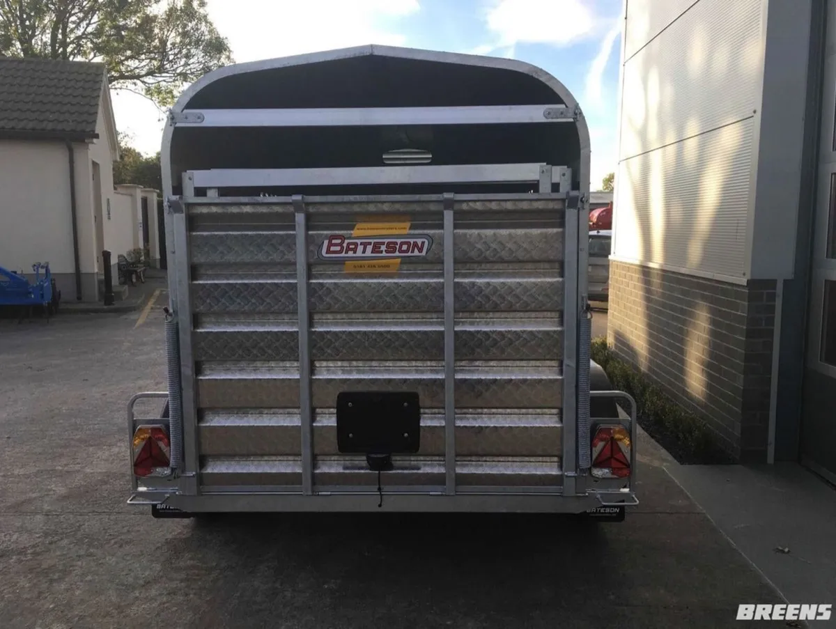 Bateson 43LT Livestock Trailer - Image 4