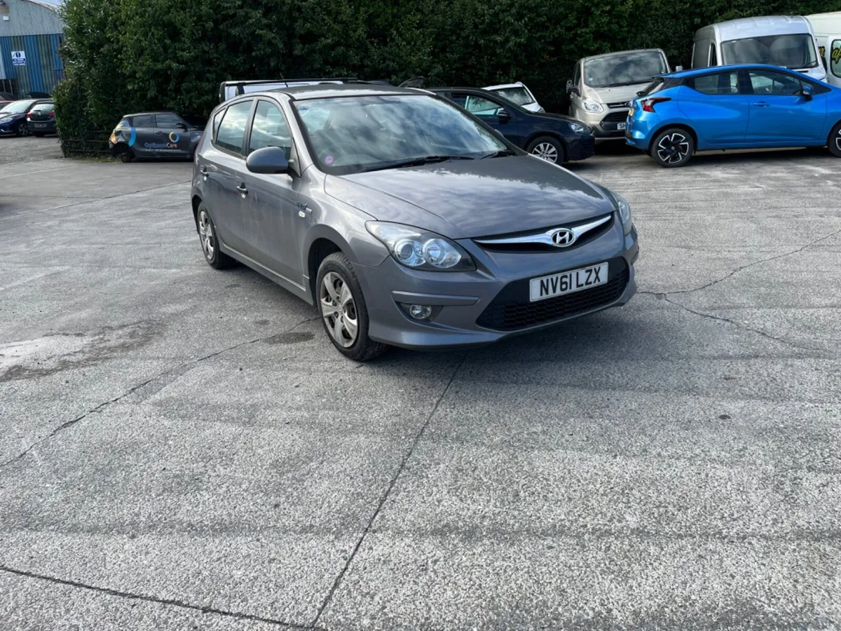 2011 Hyundai i30 1.6 CRD - Image 1