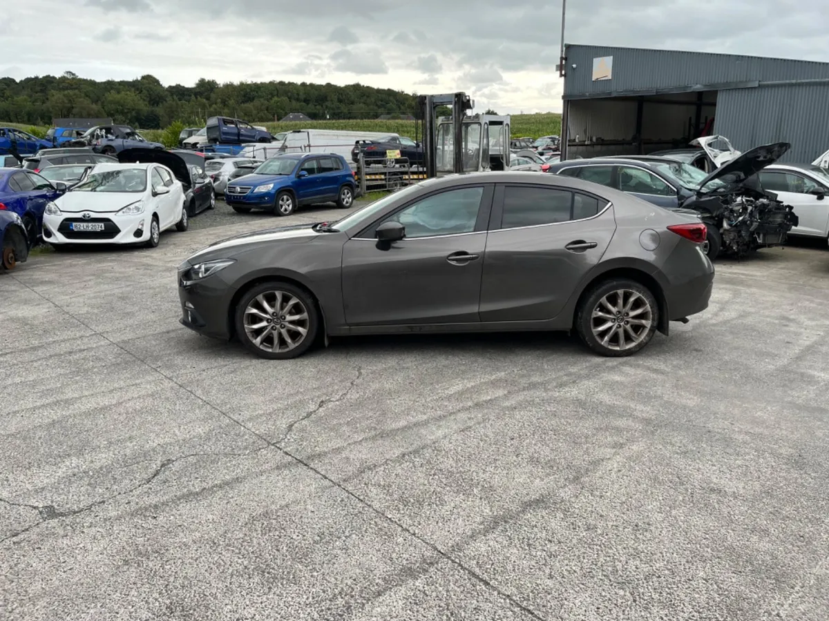 2016 Mazda 3 sport Nav 2.0 ptl - Image 2