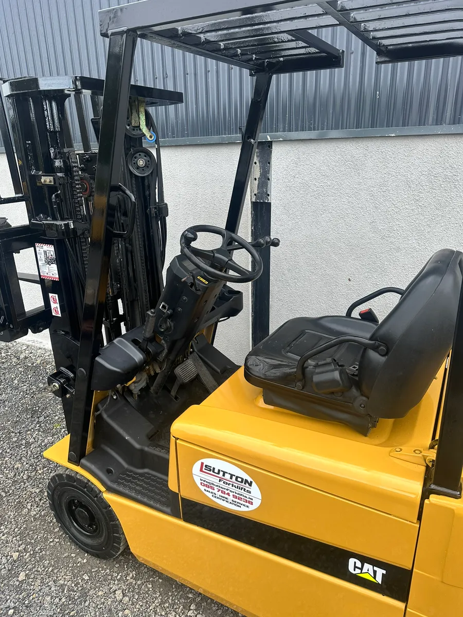 Caterpillar EP18 Forklift - Image 4