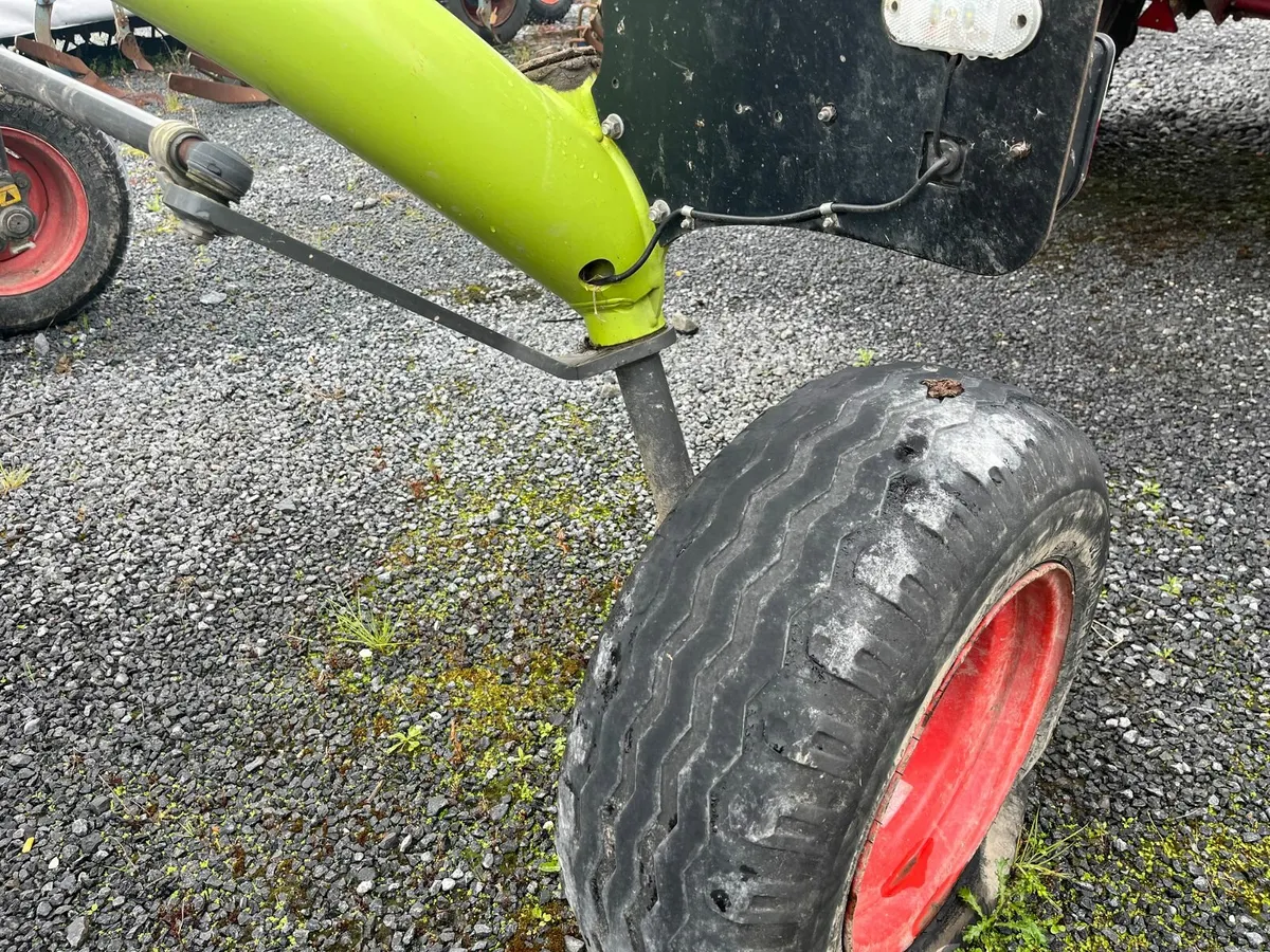 Claas Liner 2700 - Image 4