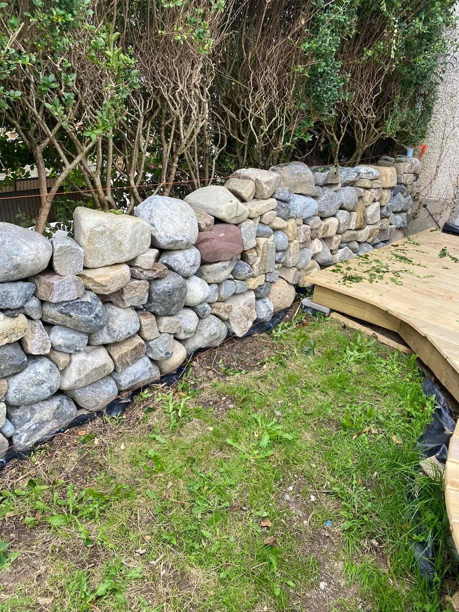 Glacial Boulder Walling / Building Stone - Image 1