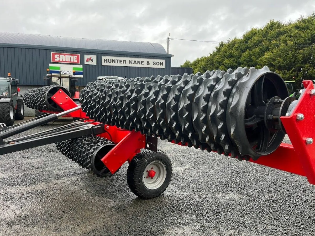 NEW Soilmaster 6.3M Cambridge Roller - Image 3