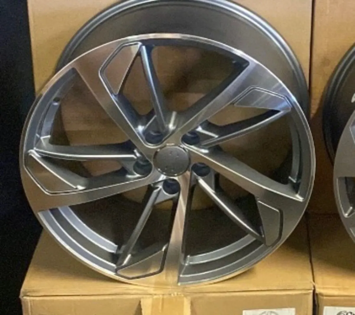 New 19” alloy wheel & tyre packages