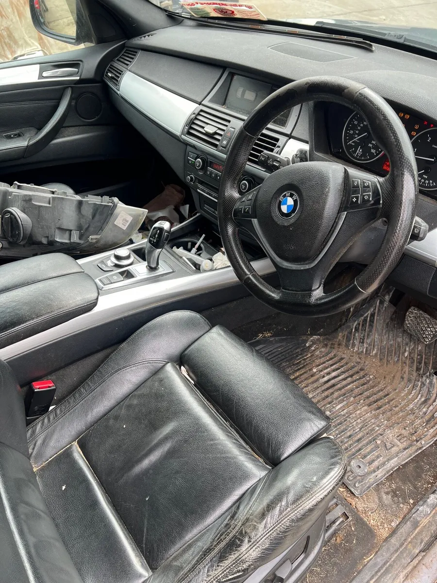 Breaking bmw x5 e70 3.0d 2008 a52/7 306d3 - Image 3