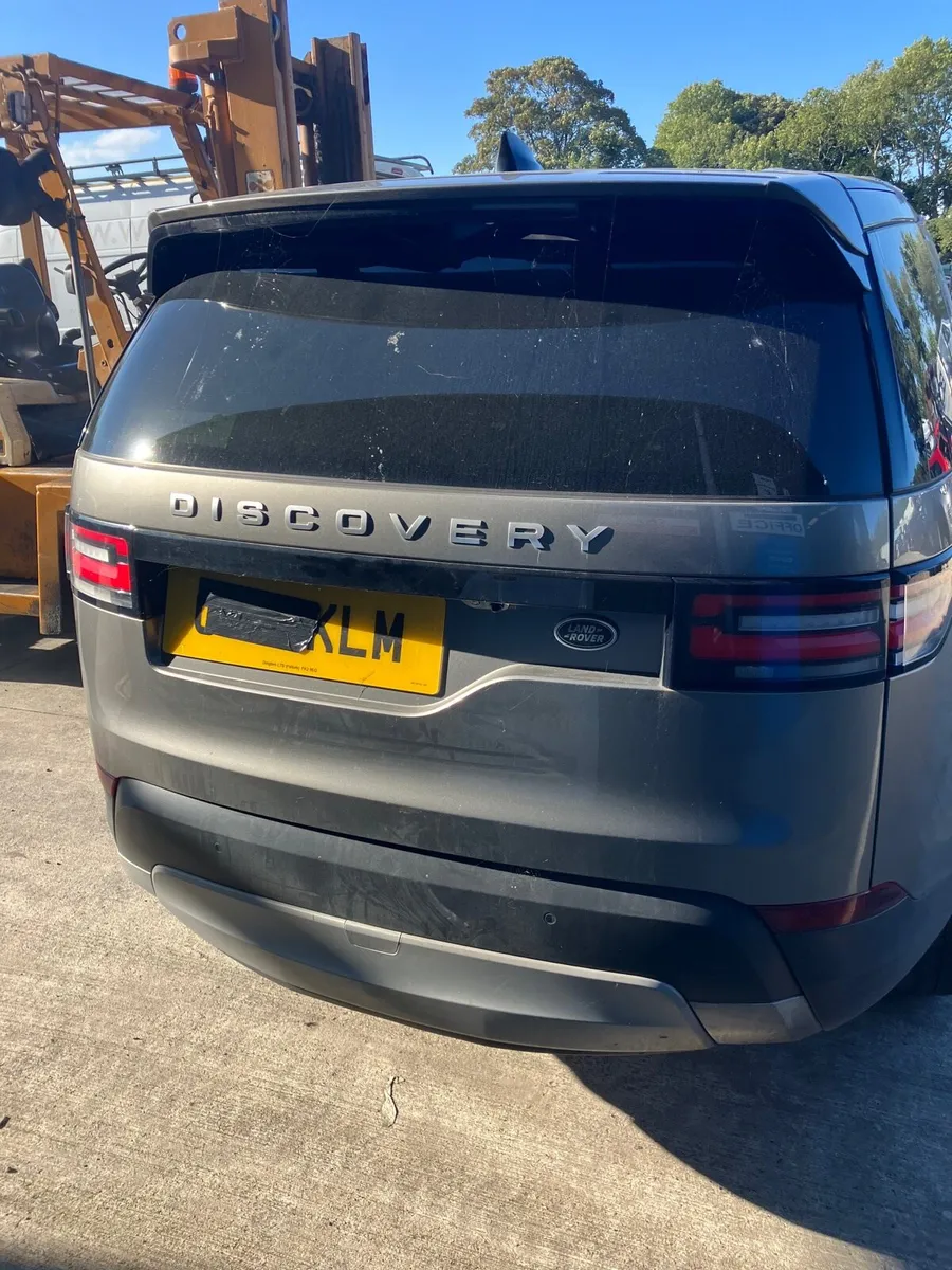 2020 landrover discovery 5 l462 parts breaking - Image 4