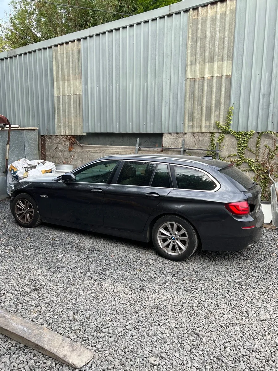 Breaking bmw f11 2012 2.0 n47d20c  automatic a90/7 - Image 1