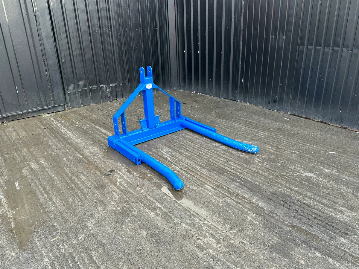 New Bale Lifter - Image 1