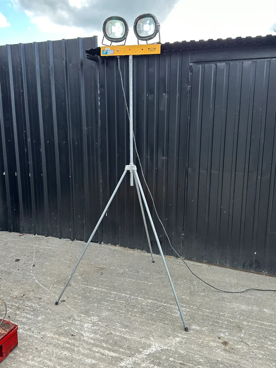 Large Selection of Elite Work Lights - Image 3