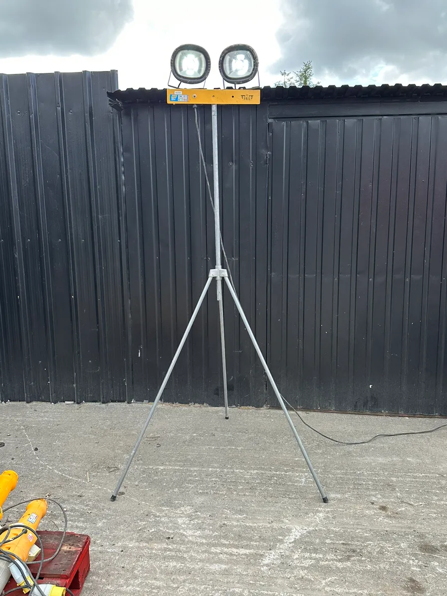 Large Selection of Elite Work Lights - Image 4