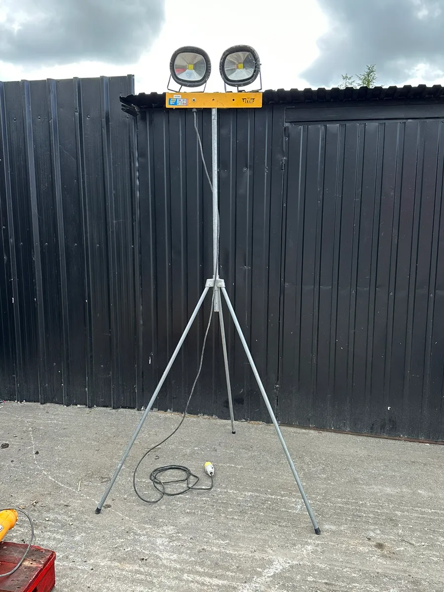 Large Selection of Elite Work Lights - Image 2