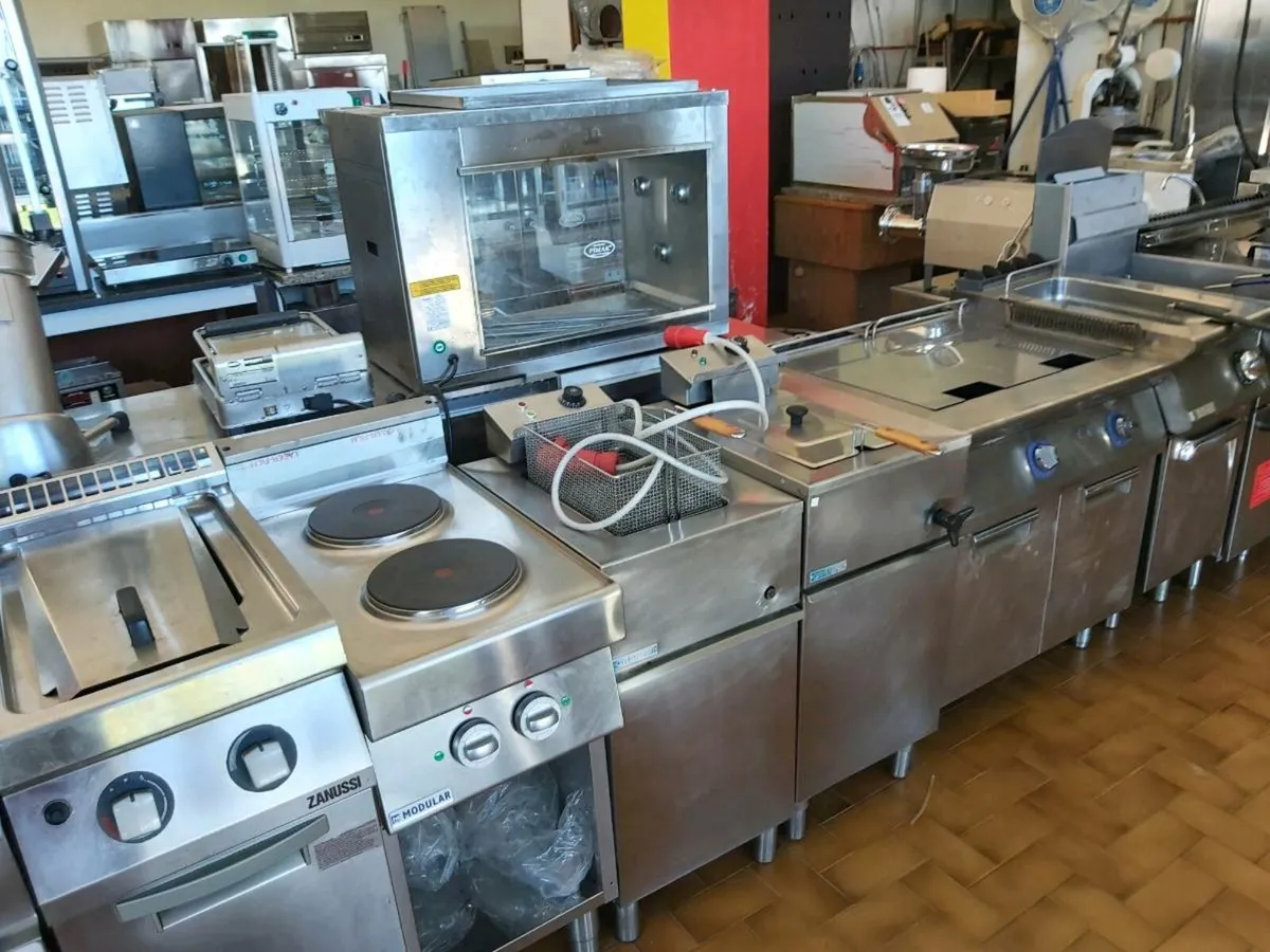 Restaurant close down - Image 3