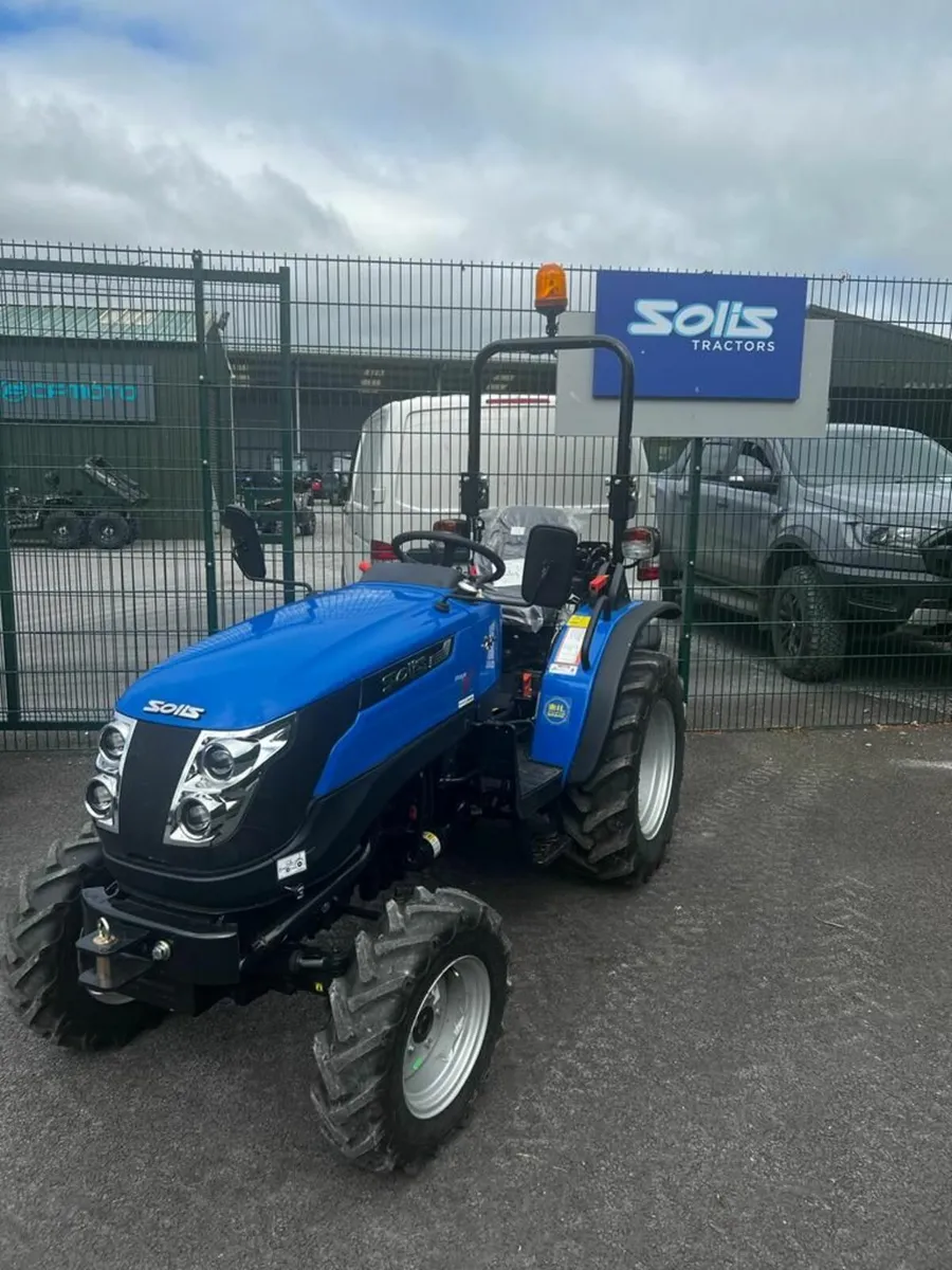 Solis 26 Manual compact tractor! - Image 1