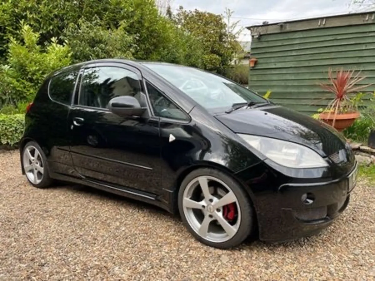 Mitsubishi Colt - PARTS