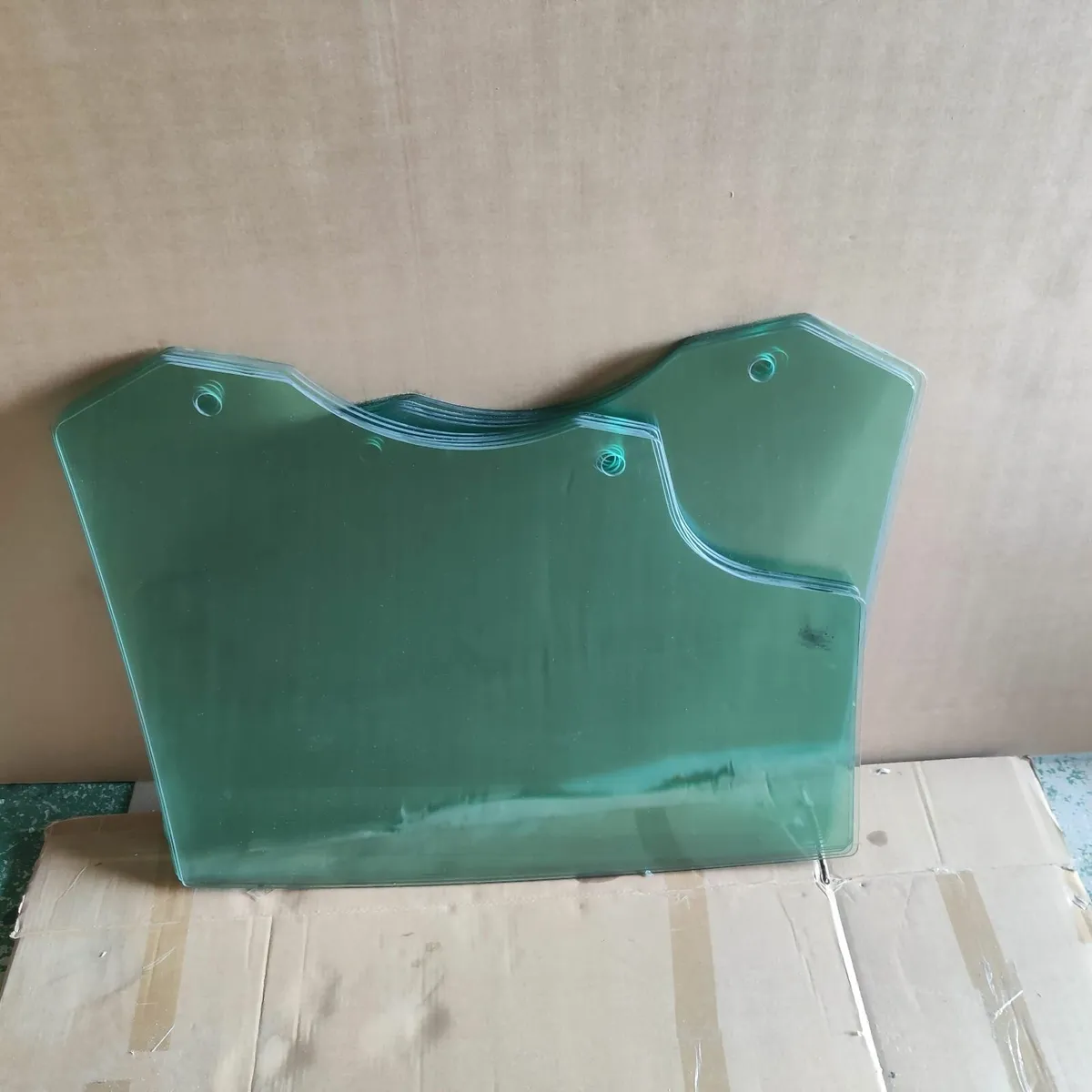 Tesla Model Y Rear Door Glass Suitable For Taxi ir - Image 3