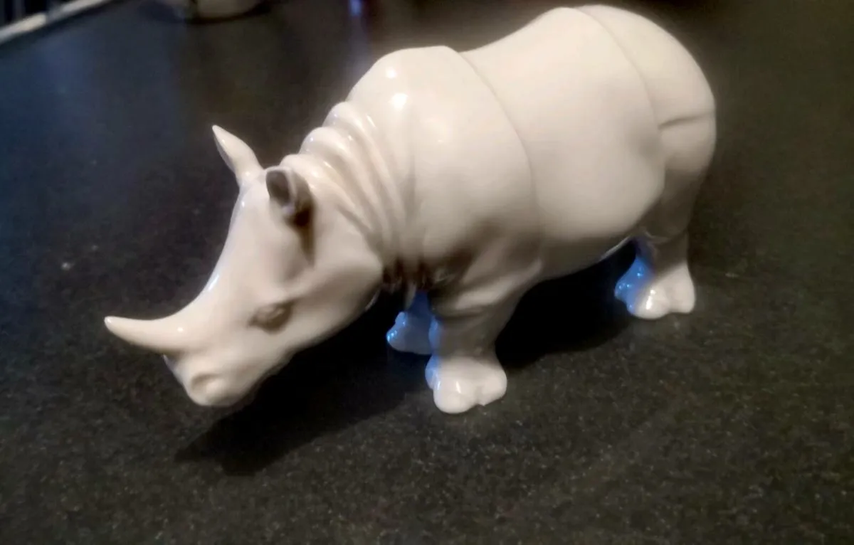 Ultra rare Herend white Rhino - Image 1